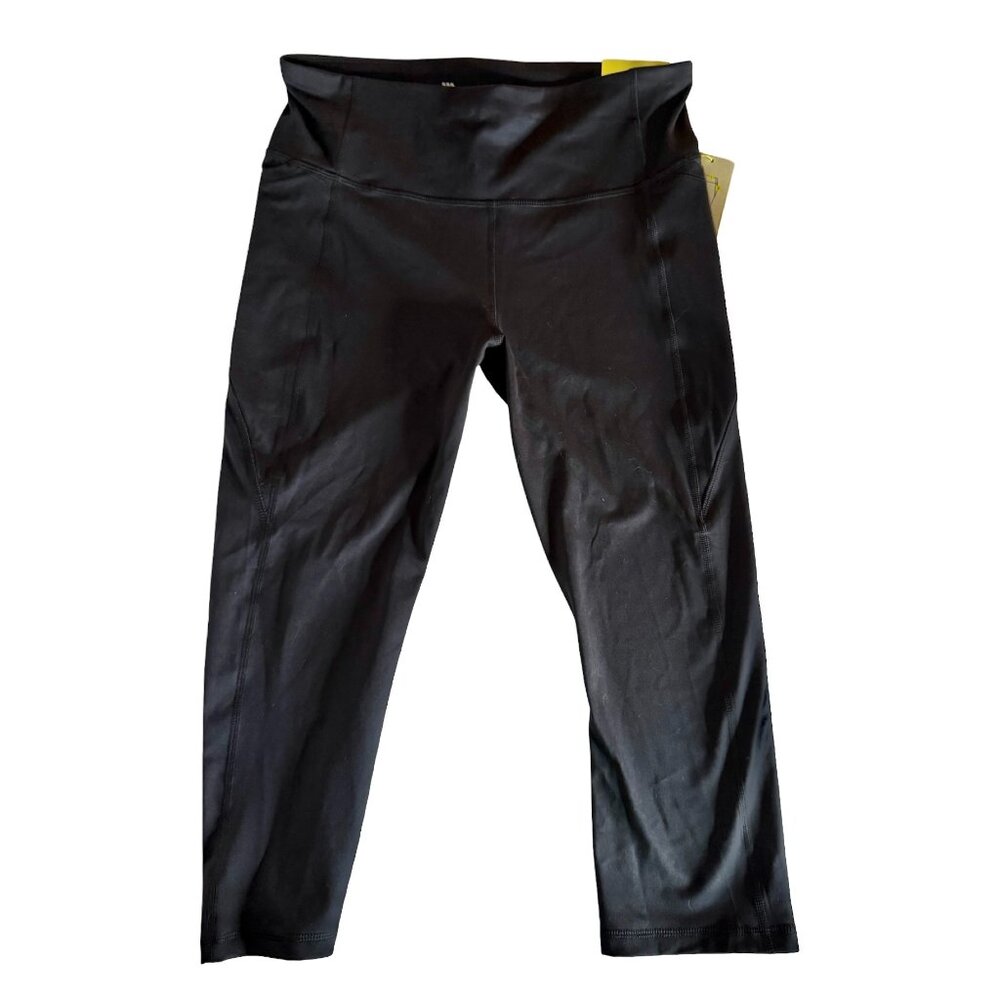 Black Capri Yoga Leggings with Contour Waist & Mesh Panels - All in Motion L